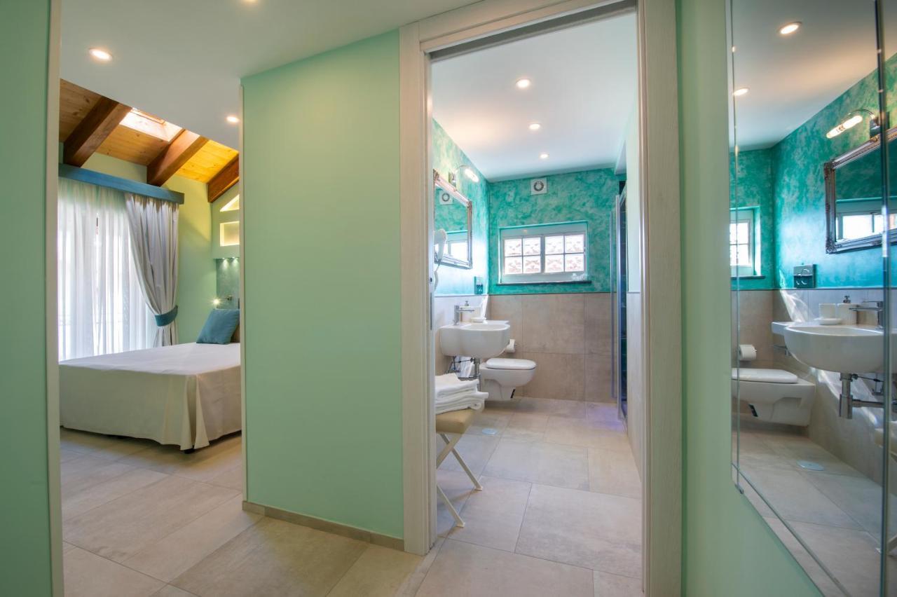 Donna Sofi Holiday House อาเจโรลา ภายนอก รูปภาพ