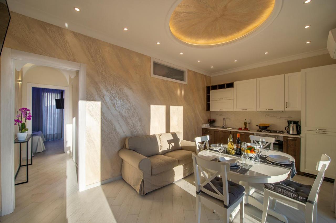 Donna Sofi Holiday House อาเจโรลา ภายนอก รูปภาพ